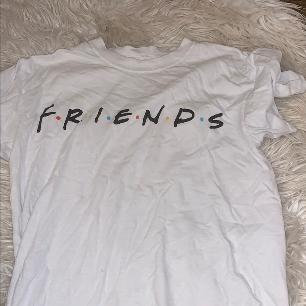 FRIENDS T SHIRT